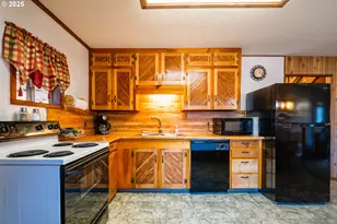33520 Cape Kiwanda Dr, Pacific City, OR 97135 - Photo 4