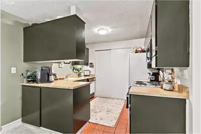 7134 SW Murray Blvd, Beaverton, OR 97008 - Photo 6