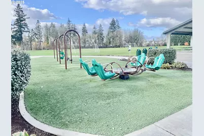 2031 S Jasper Dr, Cornelius, OR 97113 - Photo 16
