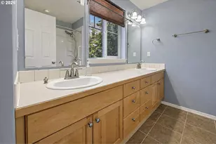 8025 NE 38th Ave, Vancouver, WA 98665 - Photo 32