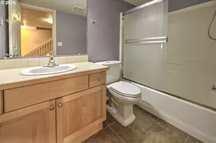 8025 NE 38th Ave, Vancouver, WA 98665 - Photo 42