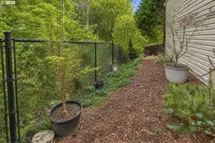 8025 NE 38th Ave, Vancouver, WA 98665 - Photo 48