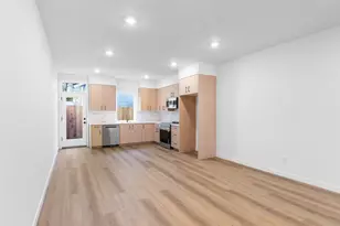 3859 N Willis Blvd, Portland, OR 97217 - Photo 4