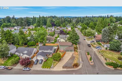 703 NW 114th St, Vancouver, WA 98685 - Photo 42