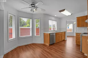 703 NW 114th St, Vancouver, WA 98685 - Photo 16