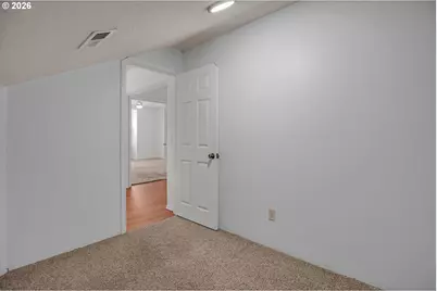 703 NW 114th St, Vancouver, WA 98685 - Photo 34