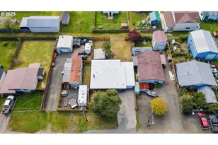 165 N 15th St, Lakeside, OR 97449 - Photo 36
