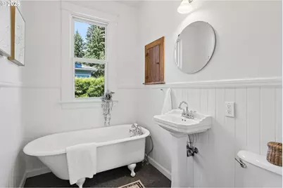 1435 SE Claybourne St, Portland, OR 97202 - Photo 22