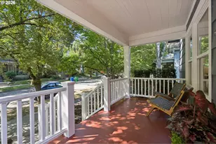 1435 SE Claybourne St, Portland, OR 97202 - Photo 4