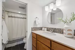 1435 SE Claybourne St, Portland, OR 97202 - Photo 32