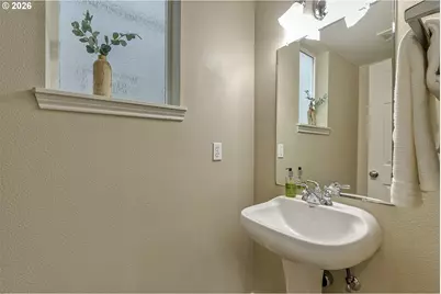 11667 SW Grenoble St, Wilsonville, OR 97070 - Photo 20