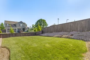 2706 NW Eric Dr, McMinnville, OR 97128 - Photo 32