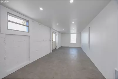 103 Allen St, Kelso, WA 98626 - Photo 8