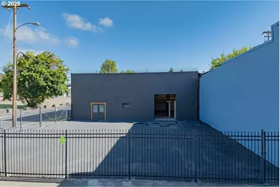 103 Allen St, Kelso, WA 98626 - Photo 2