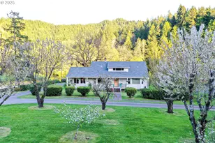 27277 Lower Smith River Rd, Reedsport, OR 97467 - Photo 8