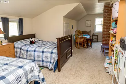 27277 Lower Smith River Rd, Reedsport, OR 97467 - Photo 24