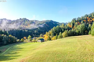 27277 Lower Smith River Rd, Reedsport, OR 97467 - Photo 34