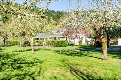 27277 Lower Smith River Rd, Reedsport, OR 97467 - Photo 44