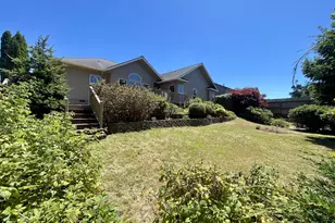 2180 Hayes St, North Bend, OR 97459 - Photo 46