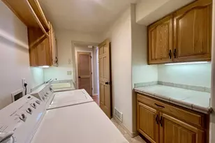 2180 Hayes St, North Bend, OR 97459 - Photo 28