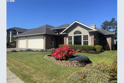 2180 Hayes St, North Bend, OR 97459 - Photo 1