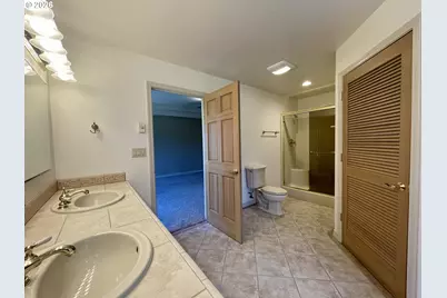 2180 Hayes St, North Bend, OR 97459 - Photo 36