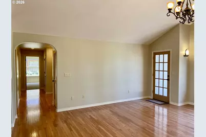 2180 Hayes St, North Bend, OR 97459 - Photo 18