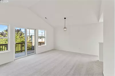 15723 NE Beech 3C St, Portland, OR 97230 - Photo 6