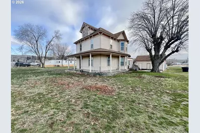 216 E Fulton St, Union, OR 97883 - Photo 1
