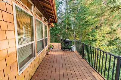 2278 NE Hotspur Ln, Lincoln City, OR 97367 - Photo 18