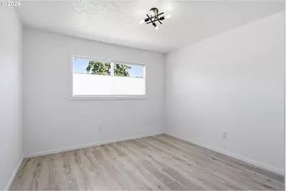 355 Stark St, Woodburn, OR 97071 - Photo 24
