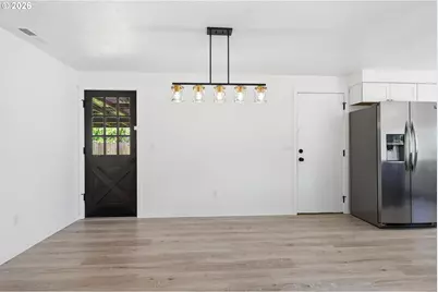 355 Stark St, Woodburn, OR 97071 - Photo 16