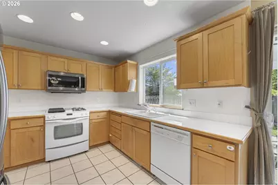16949 SW 125th Pl, Tigard, OR 97224 - Photo 6