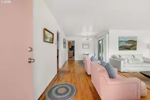 1210 S Columbia St, Seaside, OR 97138 - Photo 4