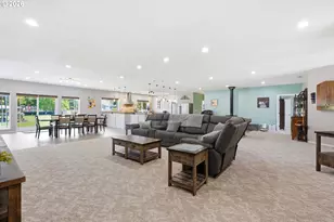 26500 S Milk Creek Cir, Mulino, OR 97042 - Photo 10