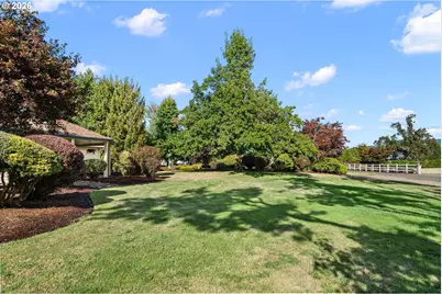 39141 Easton Ln, Springfield, OR 97477 - Photo 40
