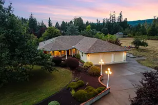 39141 Easton Ln, Springfield, OR 97478 - Photo 1