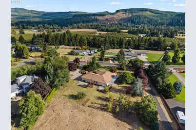 39141 Easton Ln, Springfield, OR 97477 - Photo 38