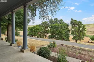 5125 Fifteen Mile Rd, The Dalles, OR 97058 - Photo 6