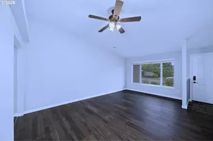 19914 NE Holladay St, Portland, OR 97230 - Photo 6