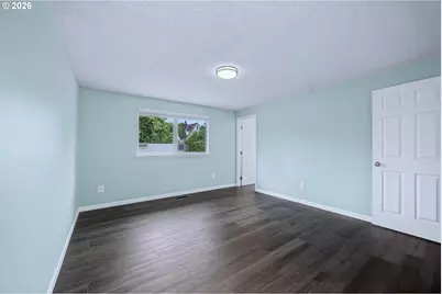 19914 NE Holladay St, Portland, OR 97230 - Photo 16