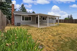 19914 NE Holladay St, Portland, OR 97230 - Photo 32