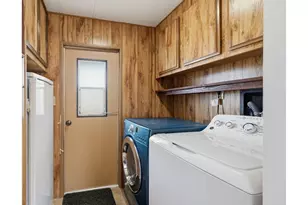 658 S 57th St, Springfield, OR 97478 - Photo 18