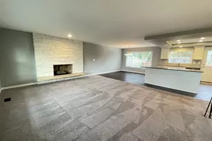 15300 SE Lee Ave, Milwaukie, OR 97267 - Photo 4
