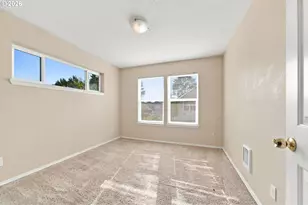 512 NE Roselawn St, Portland, OR 97211 - Photo 22