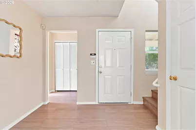 512 NE Roselawn St, Portland, OR 97211 - Photo 6