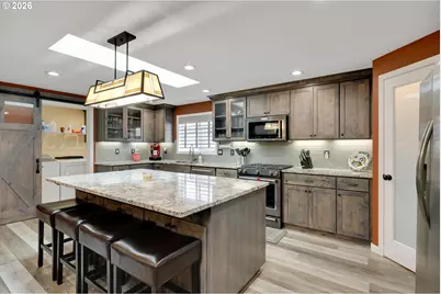 1057 S Pine St, Canby, OR 97013 - Photo 12