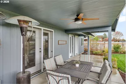 1057 S Pine St, Canby, OR 97013 - Photo 30