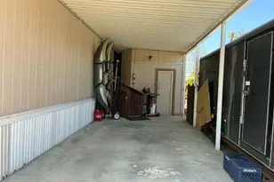 550 S State St, Sutherlin, OR 97479 - Photo 24