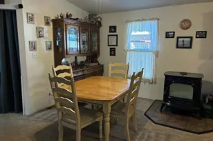 550 S State St, Sutherlin, OR 97479 - Photo 10